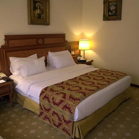 Serenada Golden Palace - Boutique Hotel Beirut Exterior photo
