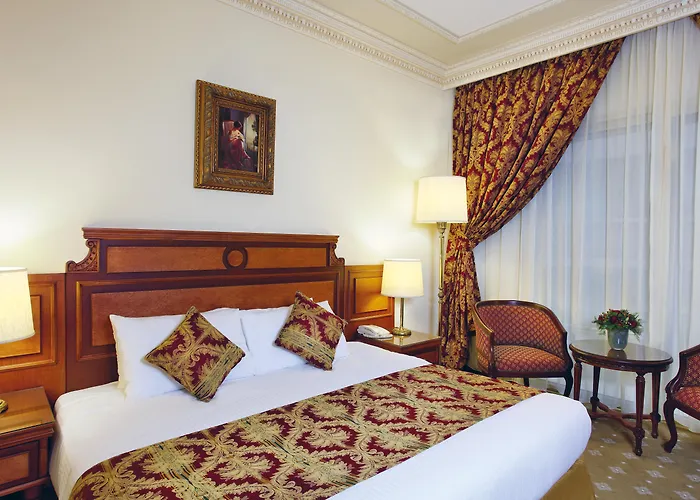 Serenada Golden Palace - Boutique Hotel